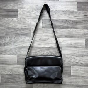 Lodis Messenger Bag Unisex Black Leather Adjustable Straps Satchel Work Travel